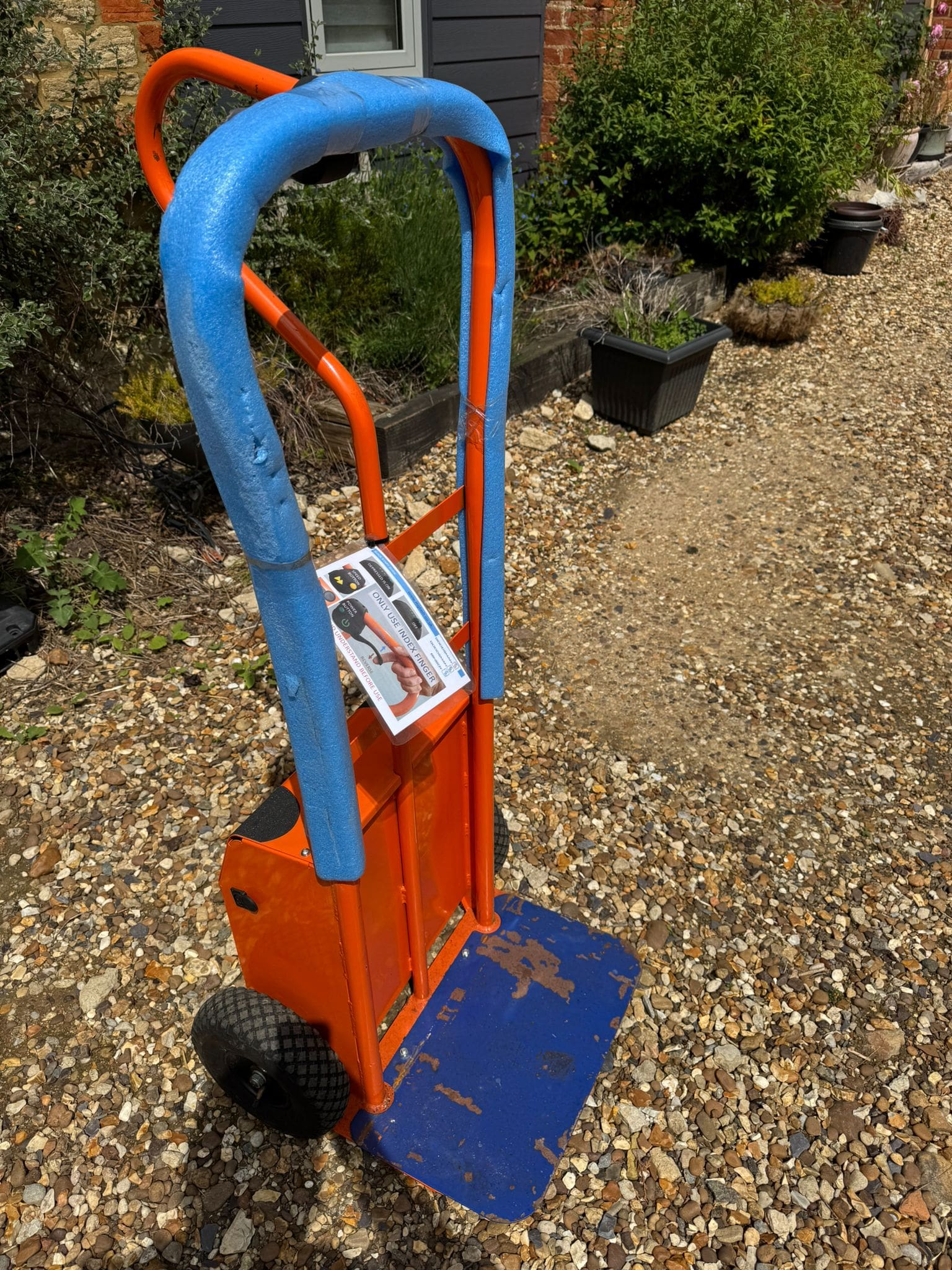 Goodsman 300 Powered Sack Truck Ex Demo - Image 4